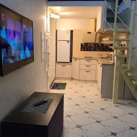 Newtone Apartment Chernivtsi Exterior photo