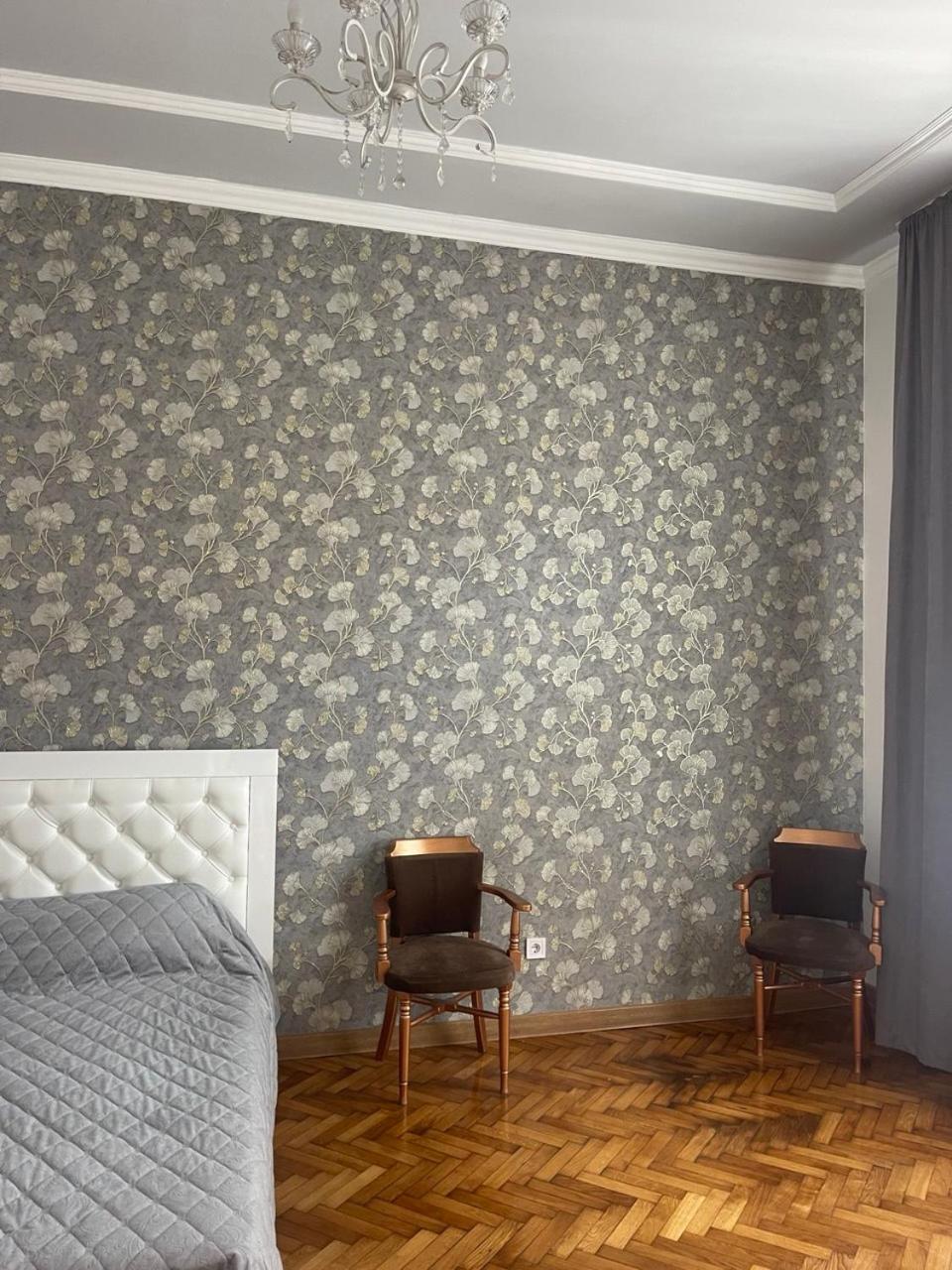 Newtone Apartment Chernivtsi Exterior photo